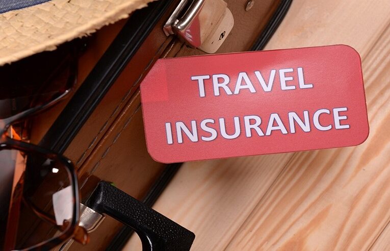 Travel Insurance With Financial Emergency Cash Covers: A Guide