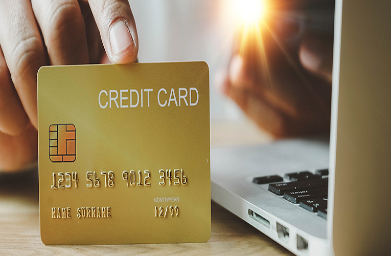 Features of a student credit card
